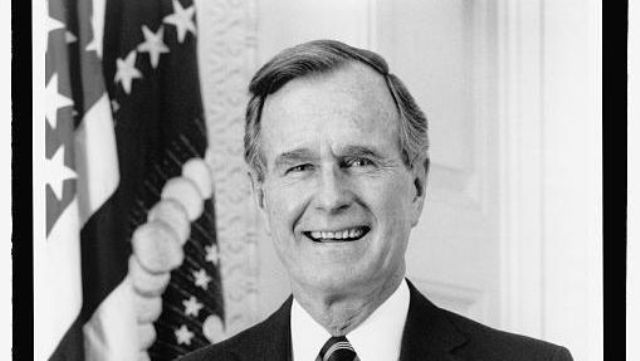 अमेरिकी पूर्वराष्‍ट्रपति जर्ज बुसको निधन
