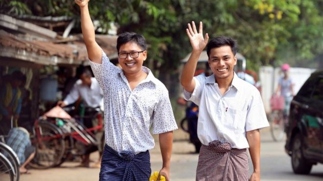 पुलित्जर पुरस्कार विजेता म्यानमारका दुई पत्रकार हिराशतमुक्त