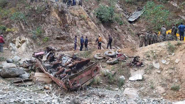 जाजरकोट बस दुर्घटनाः २६को मृत्यु, ओभरलोड र चालकको लापरवाहीले दुर्घटना