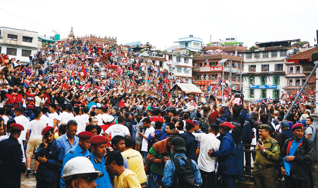 राजनीतिक कर्मकाण्डमा इन्द्रजात्रा