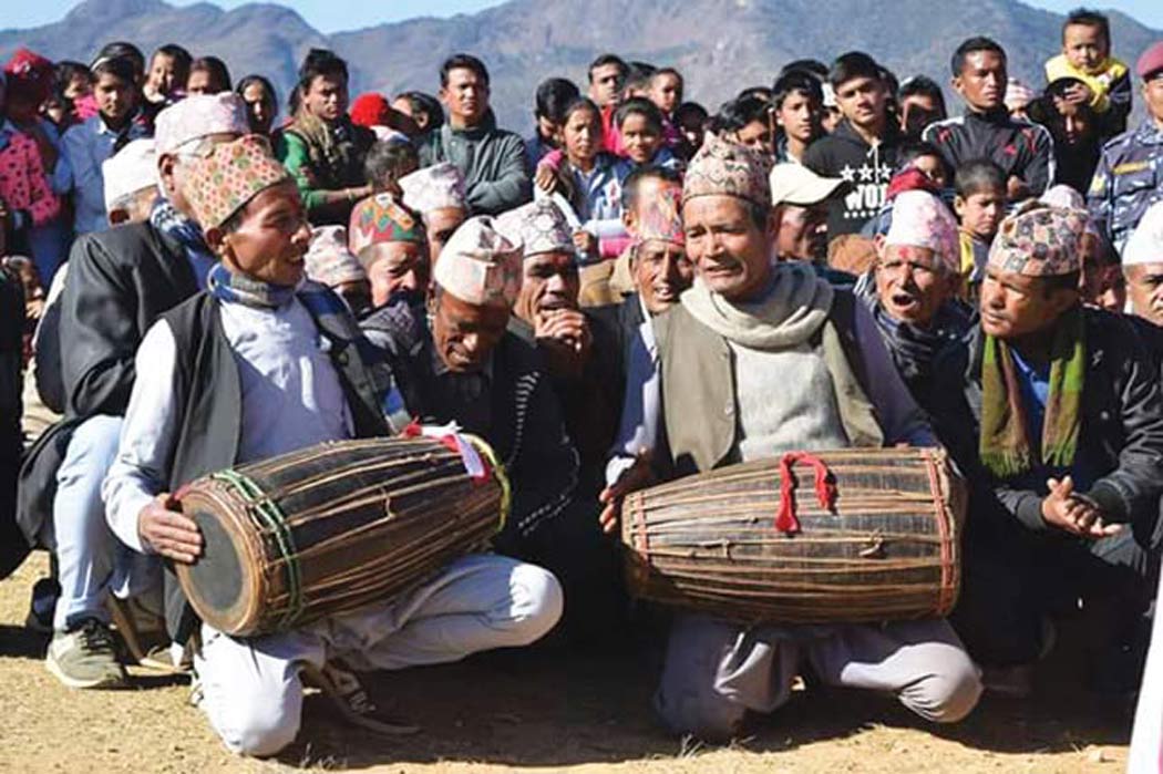 घन्किनै छाडे परम्परागत भाका