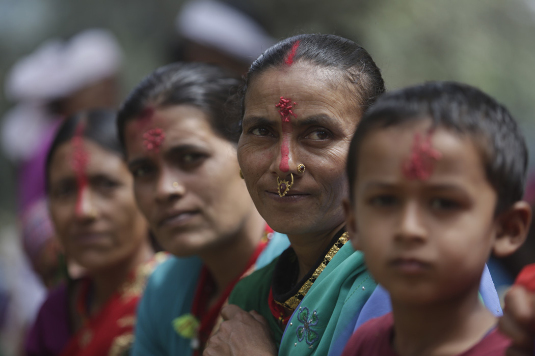 खुलेको फैलिएको दशैं (केदार शर्मा) 