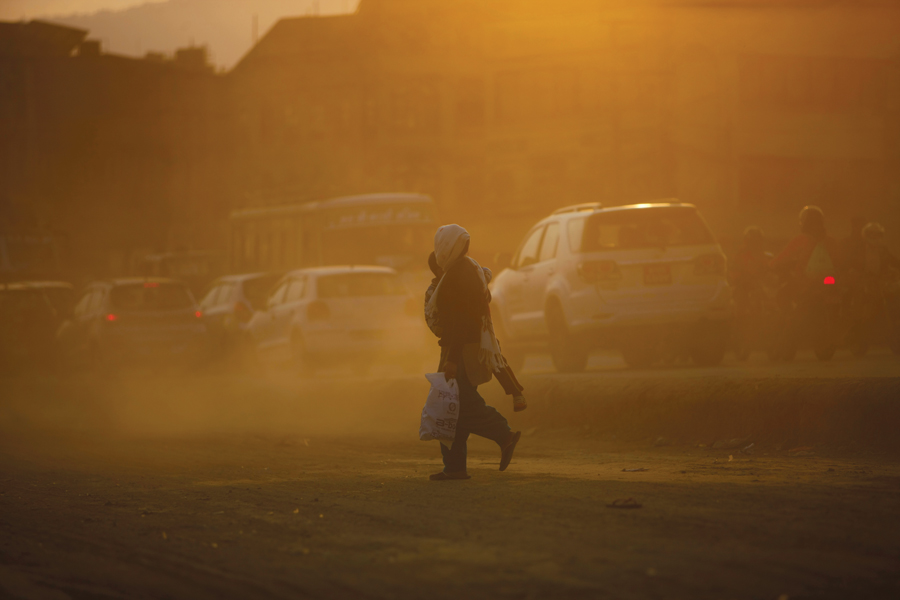 काठमाडौंको वायु प्रदूषणः धूलोभन्दा धुवाँ खतरनाक 
