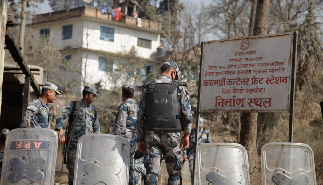 सरकारसँग पुरानो हिसाब खोज्दै चोभारका बासिन्दा