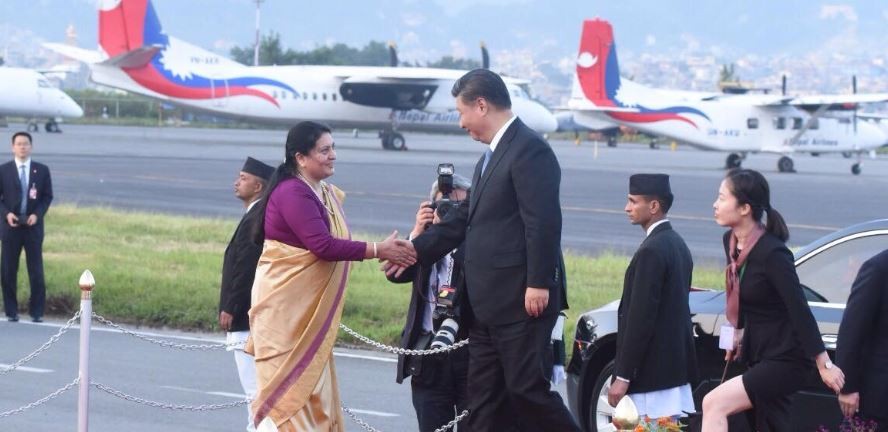 राष्ट्रपति सी काठमाडौं आइपुगे, विमानस्थलमै 'गार्ड अफ अनर'
