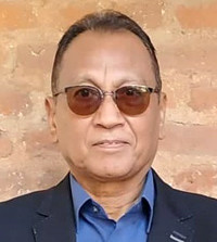 दीप श्रेष्ठ