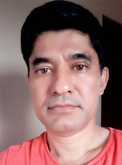 ज्ञानेन्द्र विवश