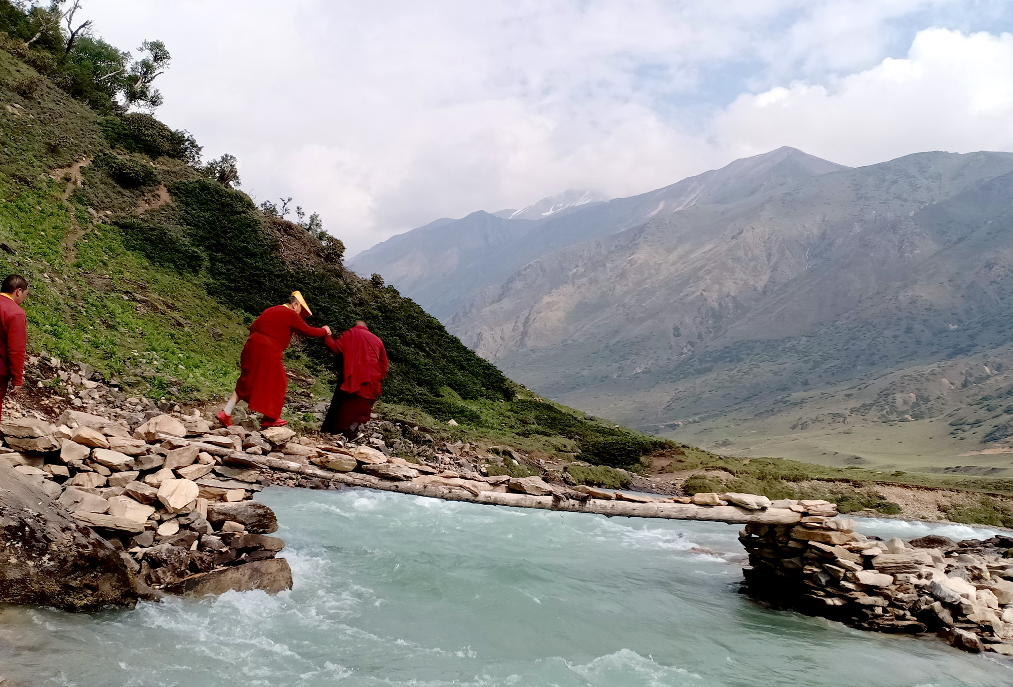 कसरी फैलियो चीनले नेपाली भूमि मिचेको हल्ला ? यो हो लोलुङजोङको खास कथा