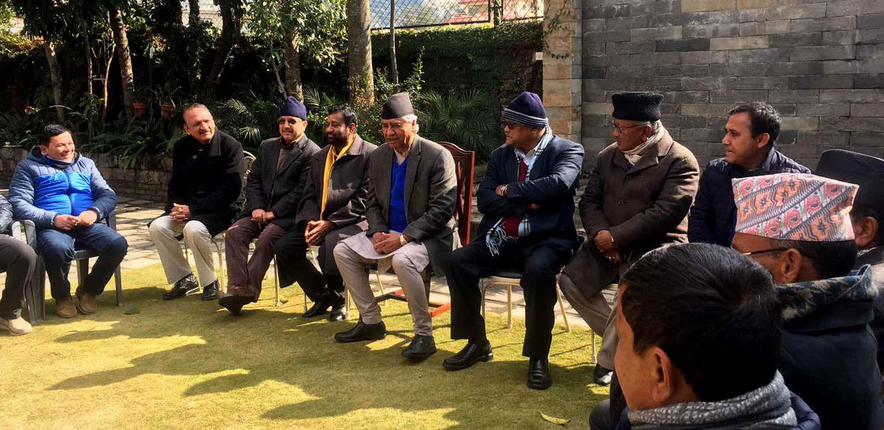जिल्ला सभापतिहरुसँग देउवाको अडान: महाधिवेशनको मिति फेरिदैन