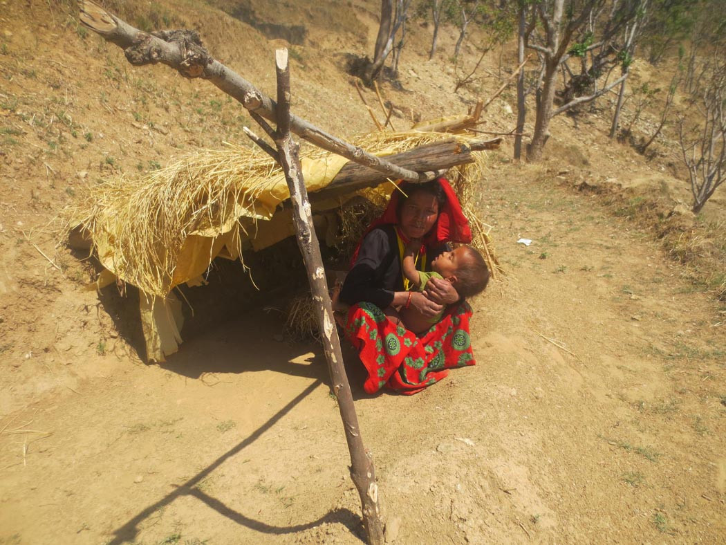 छाउघर भत्काइए पनि छाउपडी कायमै