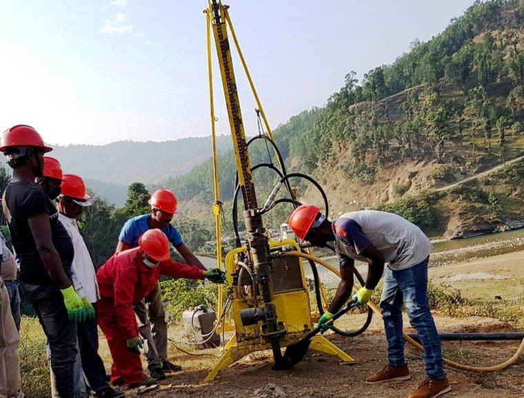 पेट्रोलियम पदार्थ अन्वेषणको पहिलो चरण सम्पन्न