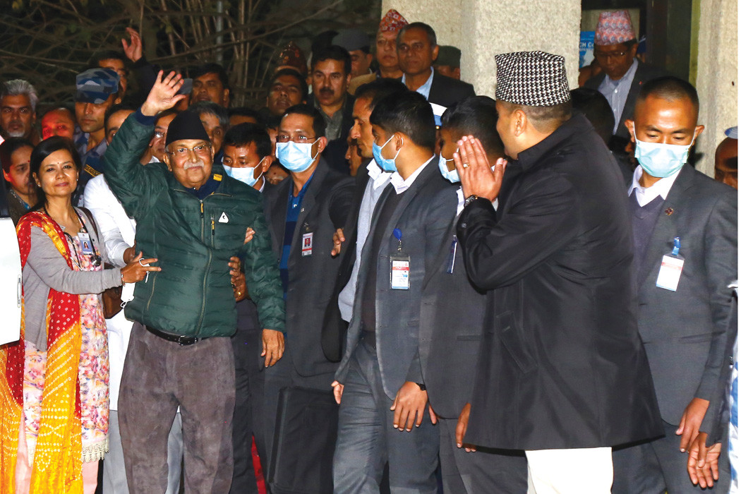 प्रधानमन्त्री ओलीको पर्खाइ