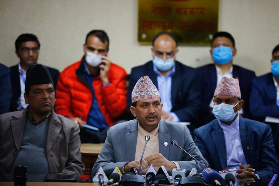 कोरोना रोकथामका लागि उपचार सामग्री खोज्दै सरकार