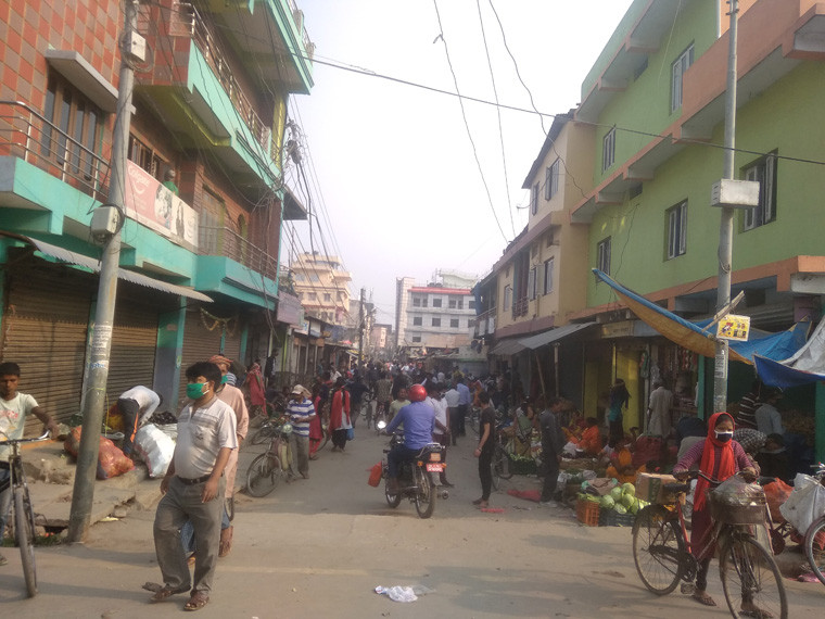 तरकारी बजारकाे भिडले संक्रमणको जोखिम