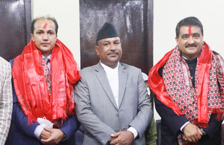 राखेपका सदस्य सचिव  सिलवाल र उपाध्यक्ष कोइरालाले लिए पद तथा गोपनीयताको शपथ