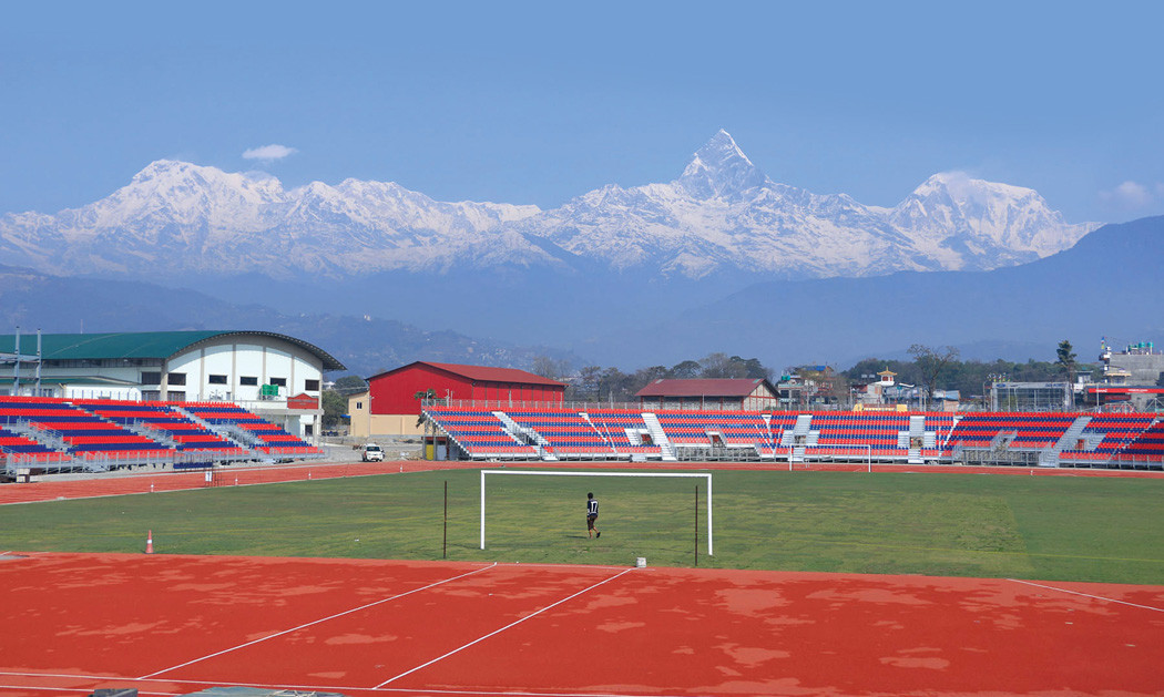 कोरोनाको प्रहारमा प्रतियोगिता