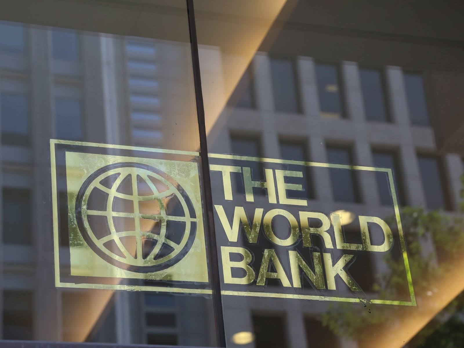 सेवा प्रवाह सुधार र पूर्वाधारका लागि विश्व ब्यांकको रू. १८ अर्ब ऋण सहयोग
