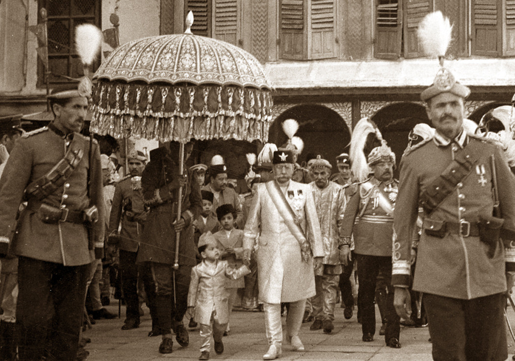 ज्ञानेन्द्रले वीरेन्द्रलाई भनेथे, “के फूर्ति गर्छौ, तिमीभन्दा अगाडि म राजा भएको”