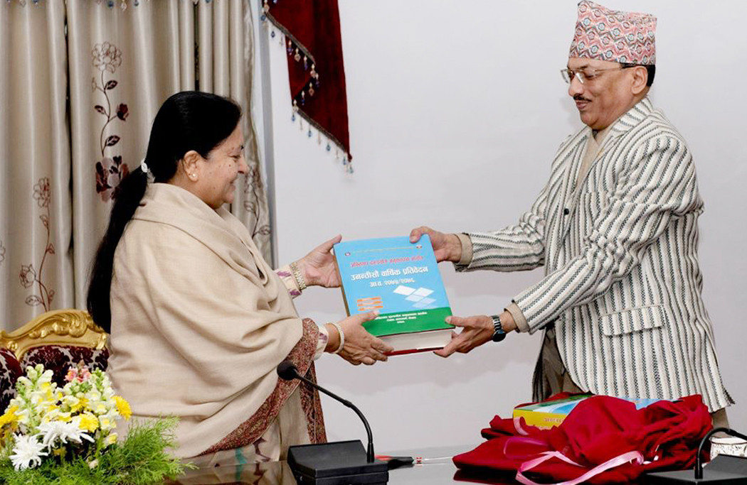 ‘पहिले अख्तियारमा लोकमान थिए, अहिले अख्तियारलाई नै लोकमान बनाइँदैछ’