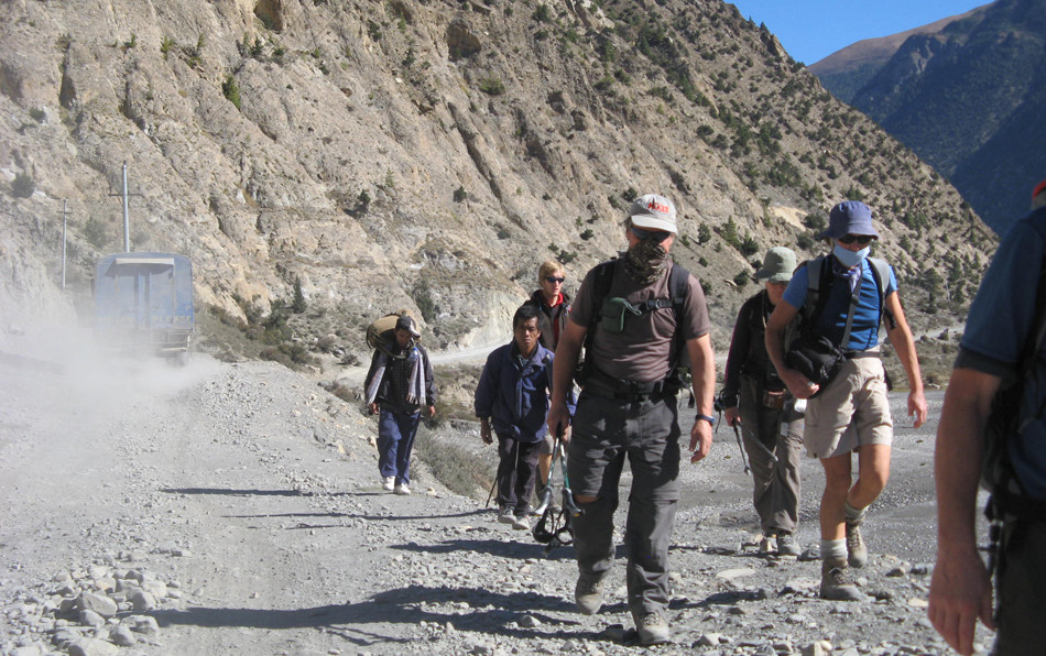 एक्यापमा के हो केन्द्र सरकारको स्वार्थ, किन भइरहेको छैन समुदायमा हस्तान्तरण ?