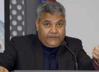 राजीनामा देऊ, अनुसन्धानमा सघाऊ
