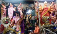 दुर्गा पूजामा ३६ वर्षपछि कलकत्ता पुग्दा (तस्वीरहरू)