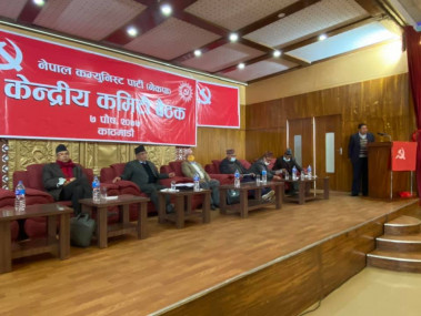 माधव नेपाललाई अध्यक्ष बनाउने दाहाल–नेपाल समूहको स्थायी कमिटीको निर्णय
