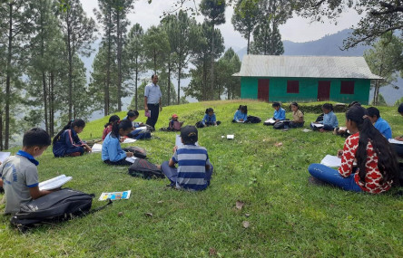 नमूना कि गुणस्तरीय शिक्षा?