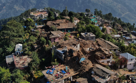 भूकम्पबाट जोगिन पश्चिमका पुराना घर भत्काएर नयाँ बनाउनुपर्छ