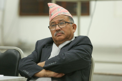 दुर्भाग्यवश देशकाे सफल उद्योग भनेकै राजनीति भाे