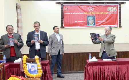 भारतमा संगठन नभएको भए दश वर्षसम्म जनयुद्ध चल्न मुश्किल हुन सक्थ्यो : दाहाल 