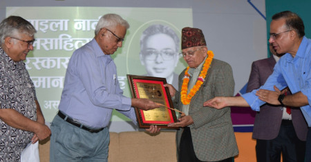 रामबाबु सुवेदीलाई ‘रमाइला नानी बालसाहित्य पुरस्कार’