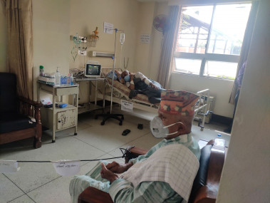 शिक्षण अस्पताल पुगेर पूर्वराष्ट्रपतिले भने- ‘वार्ताबाट डा. केसीका माग सम्बोधन गर’