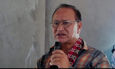 लुम्बिनी प्रदेशका कांग्रेस प्रमुख सचेतक सुरेन्द्र हमाल जिम्मेवारीबाट हटाइए 