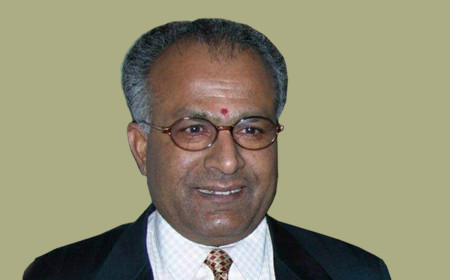 बेचन झालाई थुनामा राख्नुको कारण देखाउन आदेश