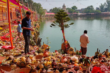 मिथिलाञ्चलमा छठको रौनक (तस्वीरहरू)