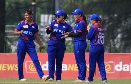विश्वकप छनोटमा नेपाल २.५ ओभरमै विजयी