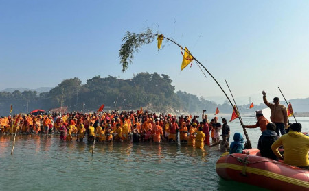 देवघाटमा लिङ्गो गाडेर माघे सङ्क्रान्ति मेलाको शुभारम्भ