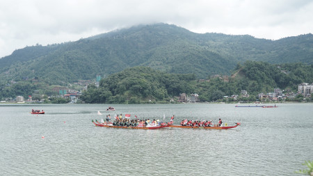 फेवातालमा चिनियाँ ड्रागनको रौनक (तस्वीरहरू)