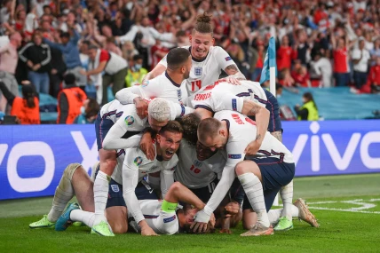 डेनमार्कलाई हराउँदै इंग्ल्यान्ड यूरो कपको फाइनलमा