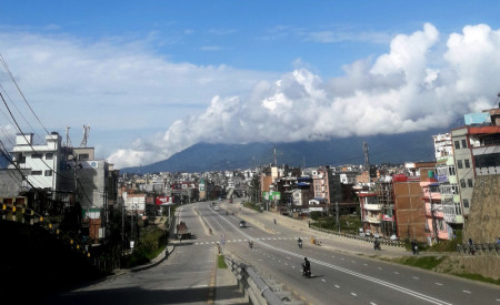 काठमाडौं उपत्यकामा सार्वजनिक यातायात ठप्प