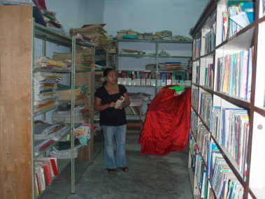 मकवानपुरमा ब्युँताइँदै पुस्तकालय