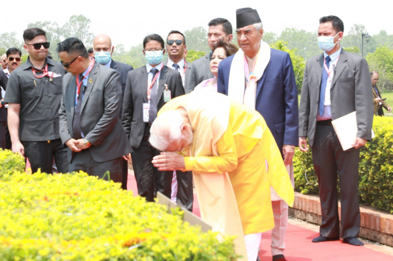 प्रधानमन्त्री देउवाले लुम्बिनीमा भेटे भारतीय समकक्षी (तस्वीरहरू)