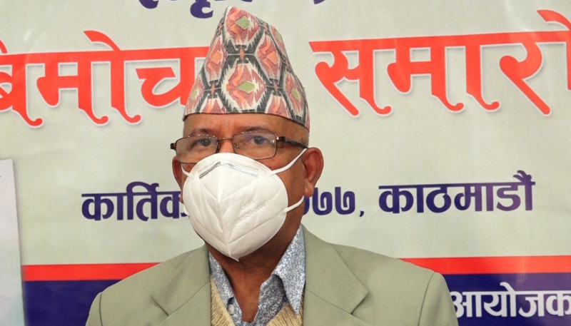 माधव नेपाल भन्छन्- ‘पार्टीका निर्णयलाई स्वीकार गरे समस्या समाधान हुन्छ’