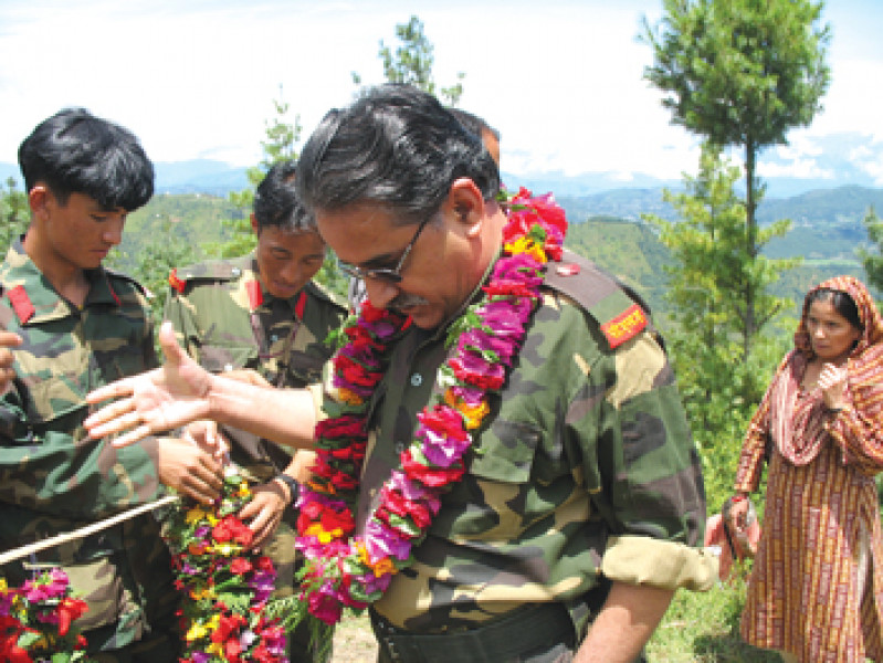 पुष्पकमल दाहाल विरुद्ध प्रहरीमा किटानी जाहेरी