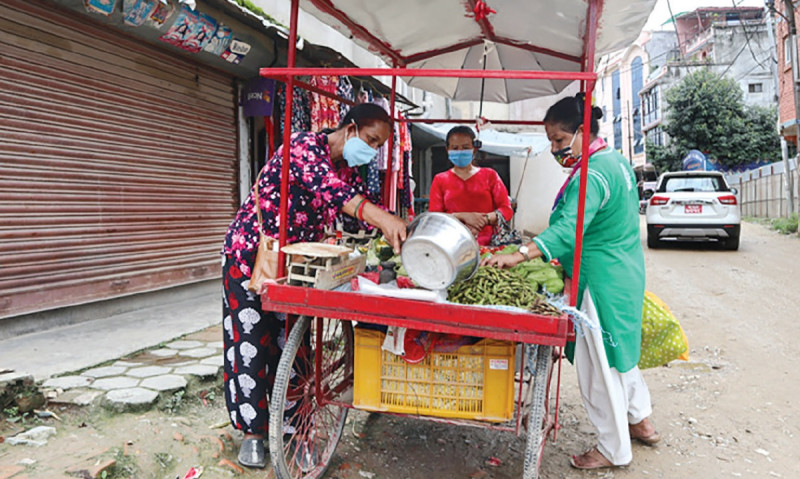 गरीबी होइन, गरीब हटाउने प्रपञ्च