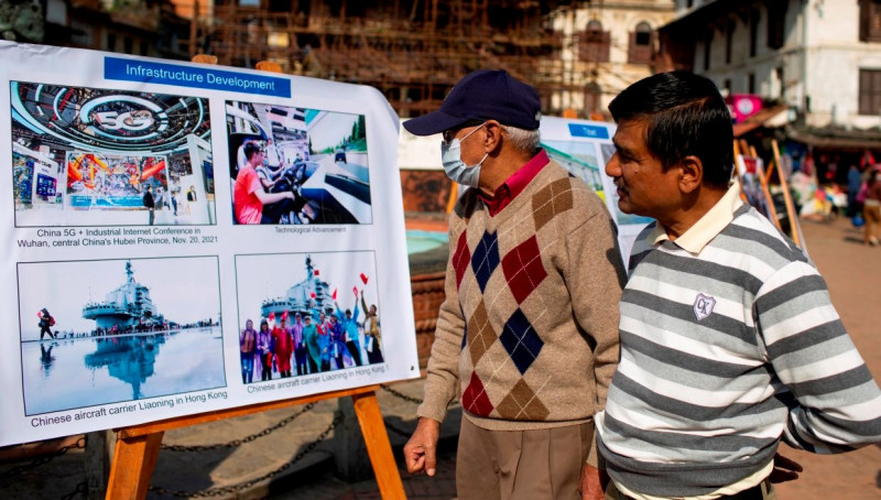 चिनियाँ कम्युनिष्ट पार्टीका महाधिवेशनको अवसरमा पाटनमा फोटो प्रदर्शनी