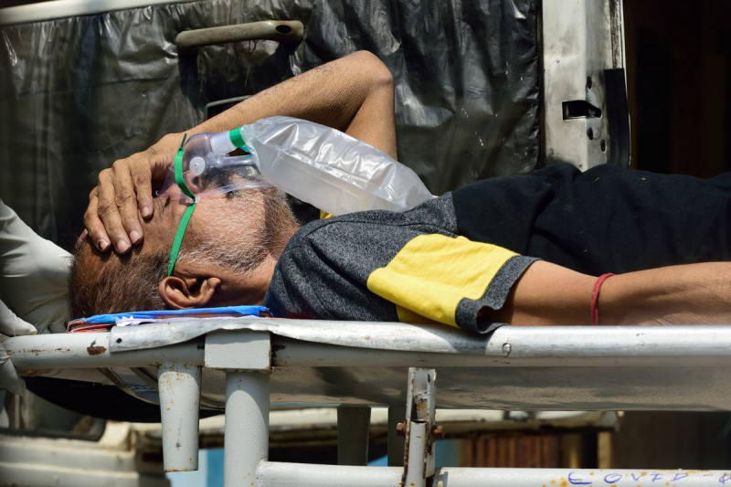 भारतमा फेरि बढे संक्रमित, एकै दिन ३७ सयको मृत्यु