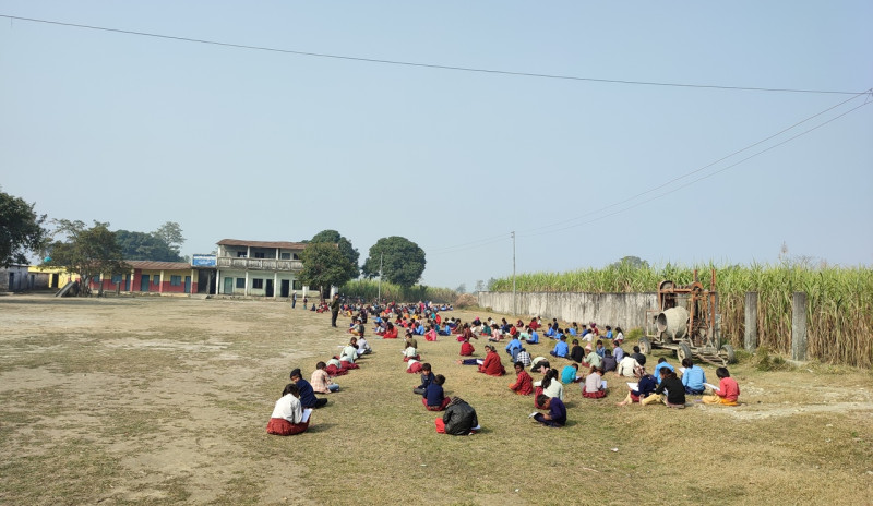 सुस्ताका विद्यार्थीको सास्ती, स्कूल पढ्न भारतकै भर