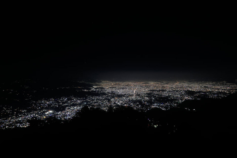 लक्ष्मी पूजाको दिन चन्द्रागिरीबाट देखिएको झिलिमिली काठमाडौं उपत्यका [तस्वीरहरू]